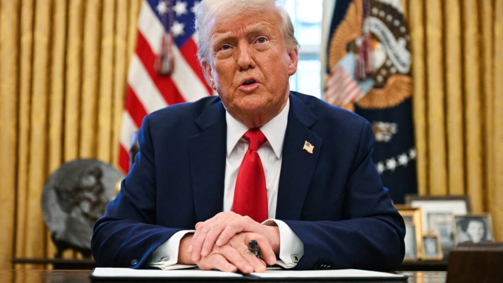 Federal judge issues restraining order blocking federal spending freeze