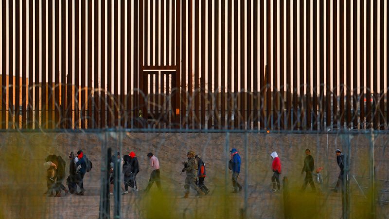 Trump prepares to use controversial 1798 ‘Alien Enemies’ law to speed deportations | CNN Politics