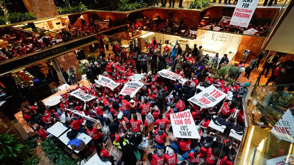 Jewish organizers occupy Trump Tower opposing Palestinian student’s arrest