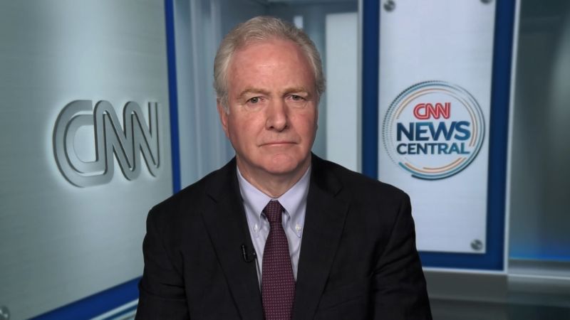 Dem senator: President Trump looks like he’s in Putin’s camp | CNN Politics