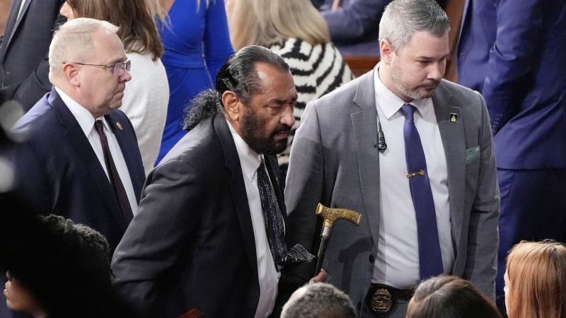 Rep. Al Green removed from House chamber as some Democrats ignore party guidance and seize Trump protest moments | CNN Politics