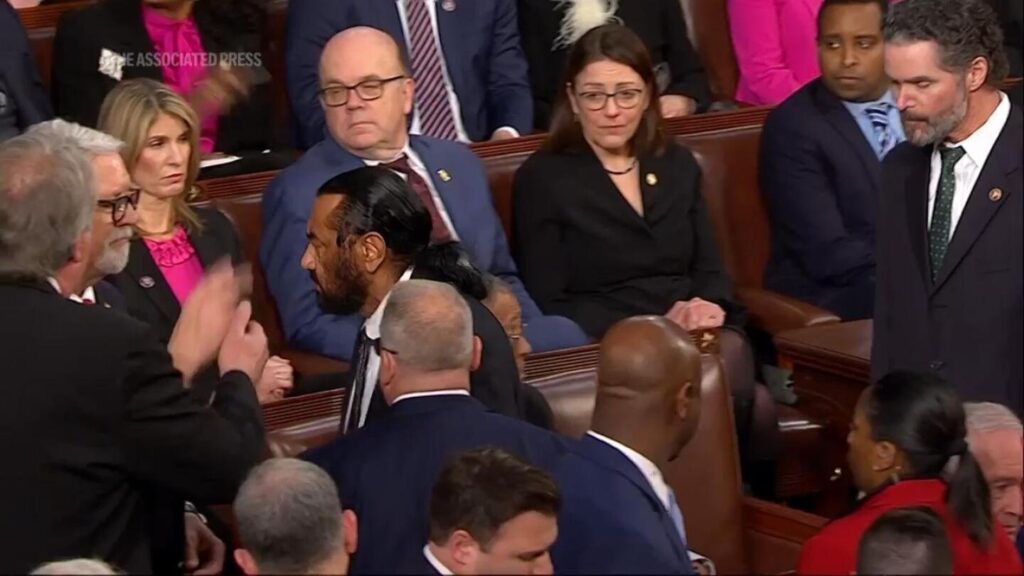 Democrat Al Green confronts Trump and is removed from House chamber | AP News