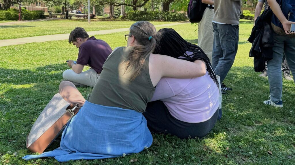 Six in hospital as police deal with active shooter at Florida university