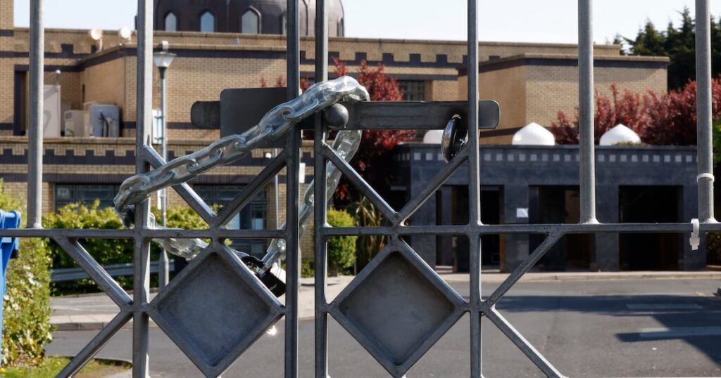 Dublin Islamic cultural centre temporarily closed after gardaí called to altercation