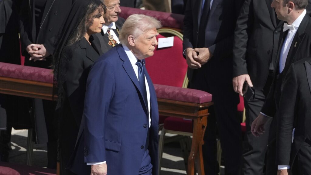 Trump and Biden arrive for pope’s funeral | AP News