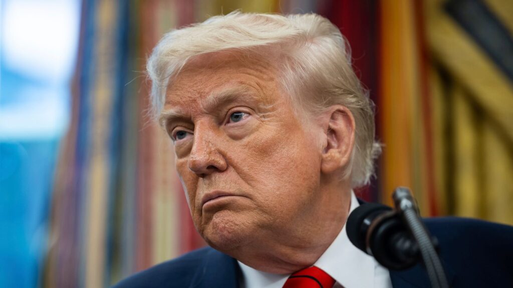 Federal Reserve warns of impact of Trump tariffs as US interest rates held