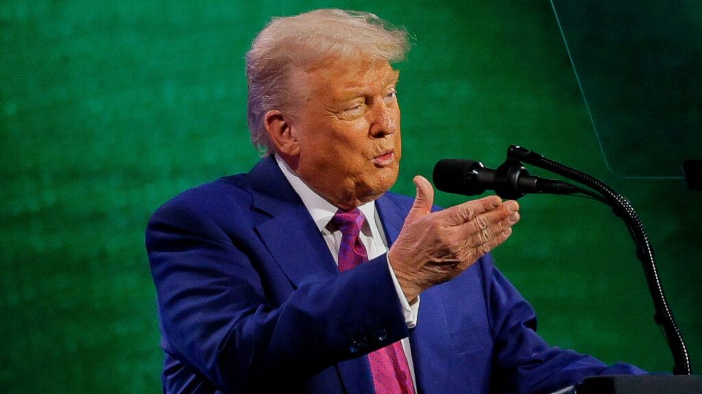 Trump to lift sanctions on Syria – as he announces $600bn deal with Saudi Arabia