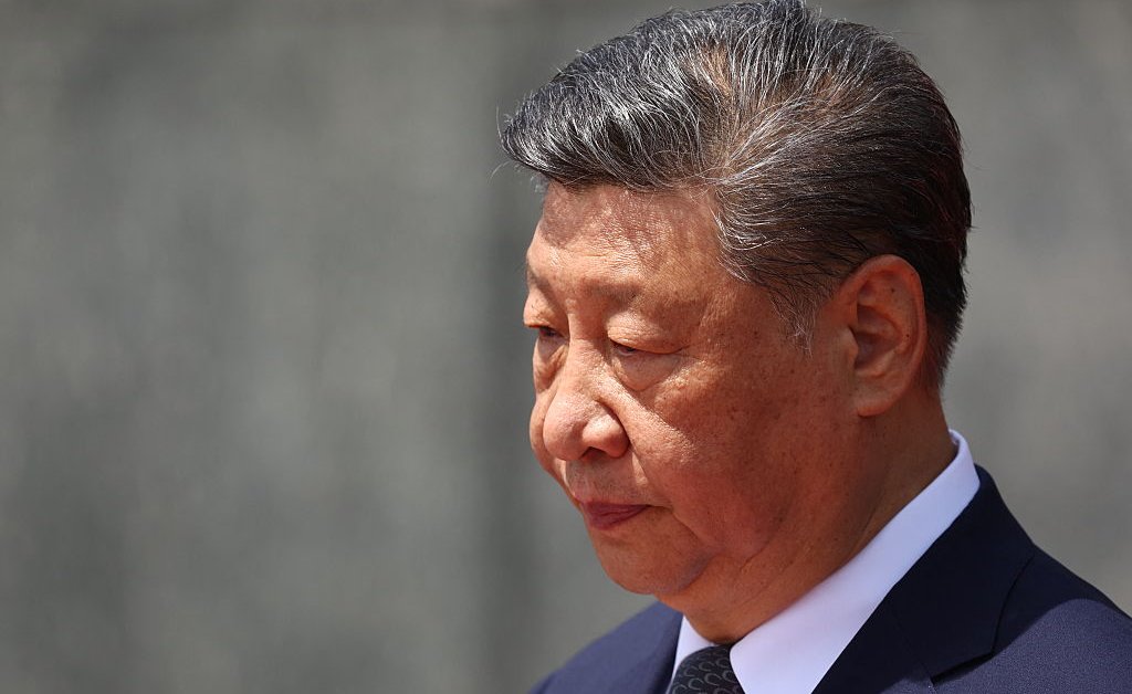 Trump and Xi Hold First Call in Months