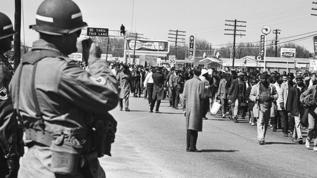 What happened when Lyndon Johnson federalized the National Guard