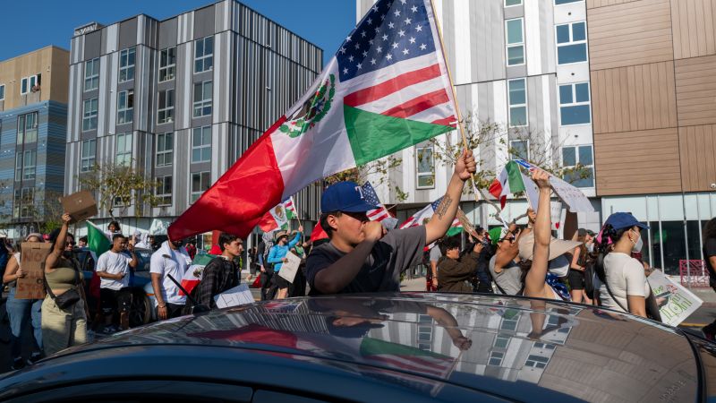 Analysis: How to decode the shifting politics of the anti-Trump protests | CNN Politics