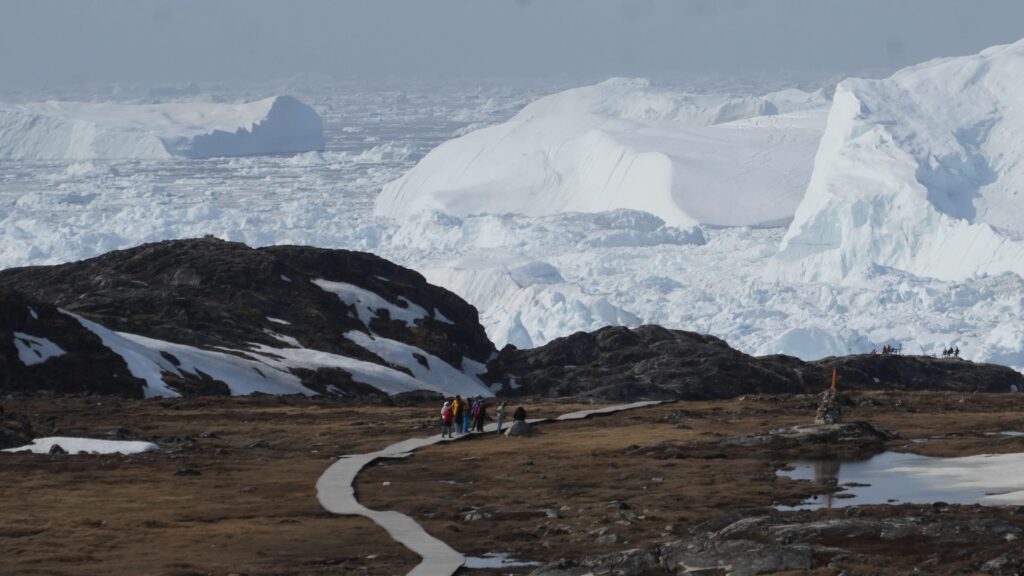 Greenland isn’t for sale. Despite Trump, it wants Americans to visit. Are they?