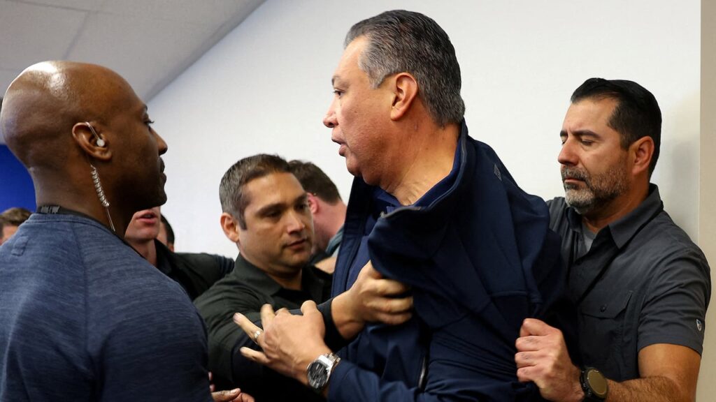 U.S. senator forcibly removed, handcuffed at DHS press conference