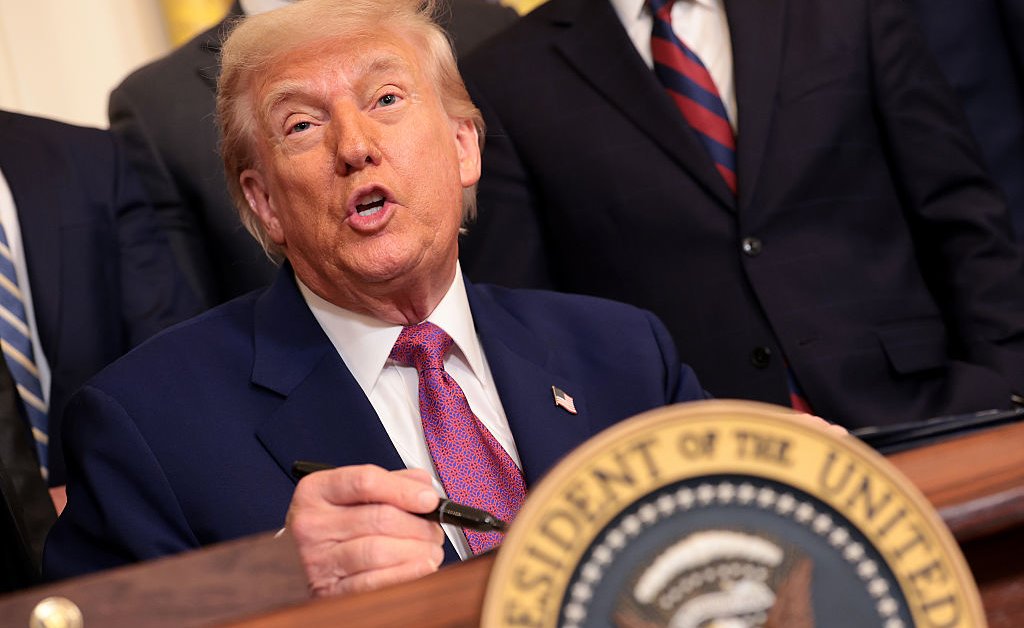 Trump Orders Deportation Drive Targeting Democratic Cities