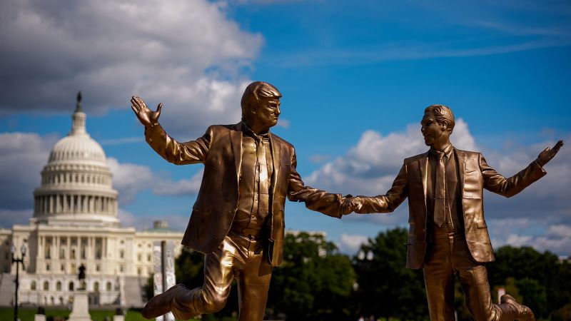 Trump-Epstein statue returns to National Mall after removal by NPS | CNN Politics